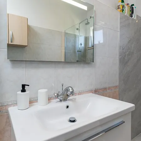 Angelika Apartment Mlini